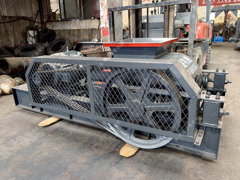 大塊煤矸石直接喂料會損壞設備？狼牙齒輥為何敢承諾'來者不拒'？